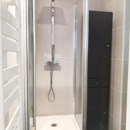 Le Berriat - Parking - Centre / Gare - *