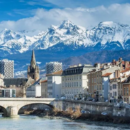 Le Berriat - Parking - Centre / Gare - Grenoble